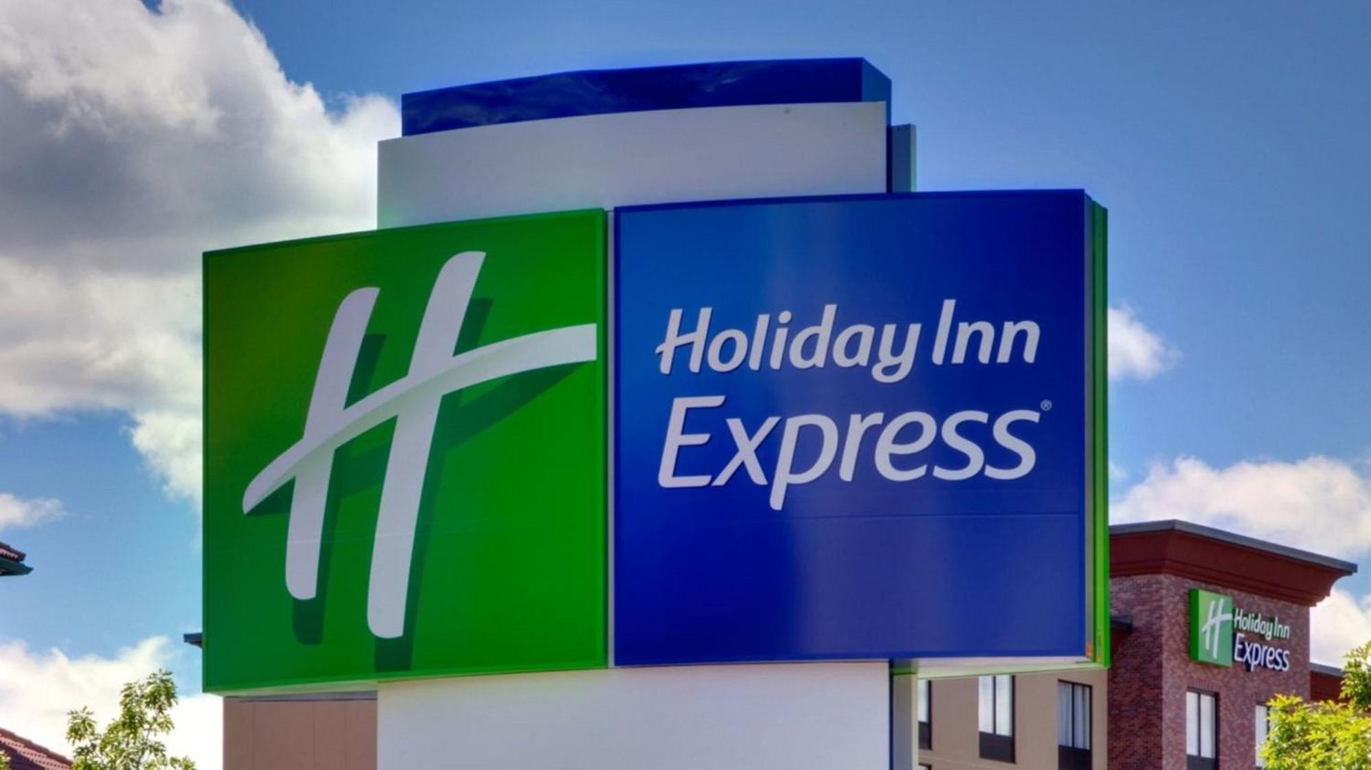Holiday Inn Express Chattanooga - Hamilton Place Exterior photo